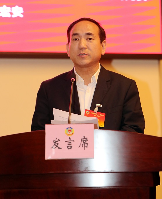 李宏安在省政協十二屆常委會第十三次會議上(496126)-20220119085727.jpg