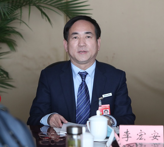 李宏安委員 記者 杜靜波 攝(500566)-20220120084106.jpg
