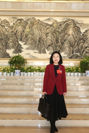 省政協(xié)委員、西安交通大學附屬小學校長雷玲(1094868)-20240209095919.JPG