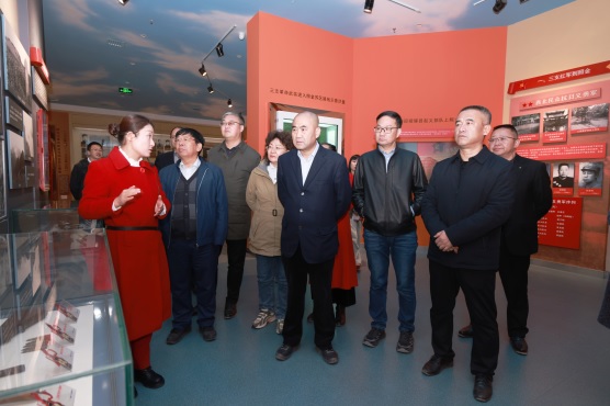 祁志峰作為團長帶領中央統戰部新的社會階層(1123988)-20240305085257.jpg