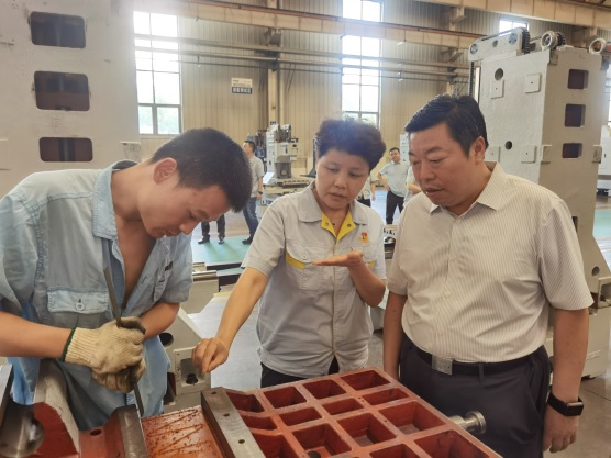 （圖片新聞）寶雞市政協慰問企業一線工作者(1275339)-20240820085505.jpg