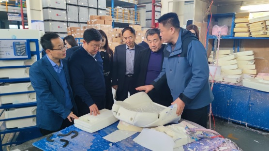 寶雞市政協開展培育壯大“五上”企業重點提(1334085)-20241028084704.jpg