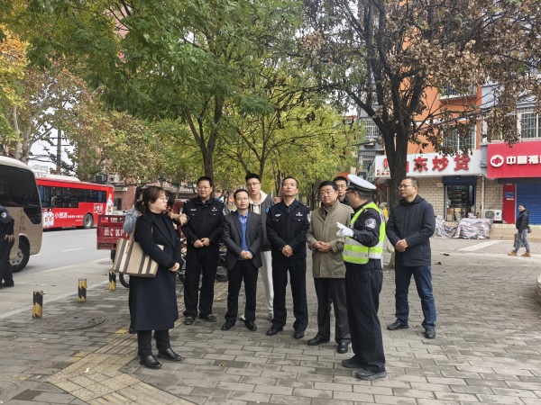 寶雞市政協赴市公安局開展重點提案績效評估(1359246)-20241121091152.jpg