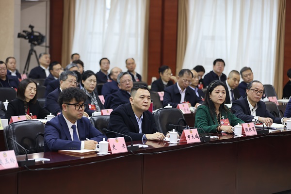 省政協十三屆三次會議第一聯組討論現場 陜(1426961)-20250118074533.jpg