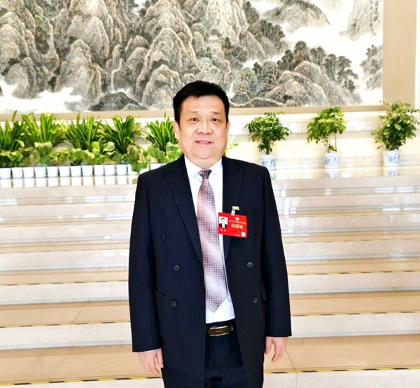 劉峰委員(1432777)-20250122091052.jpg