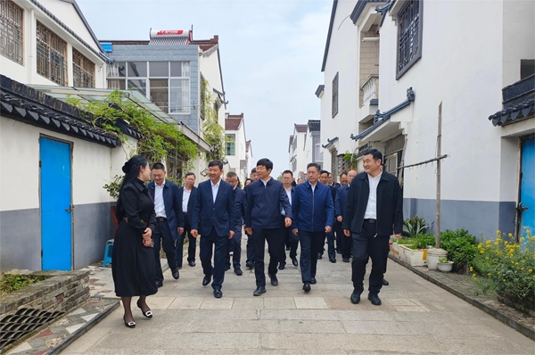 4月11日，寧陜縣政協機關干部到江蘇省常(1444369)-20250206093829.jpg