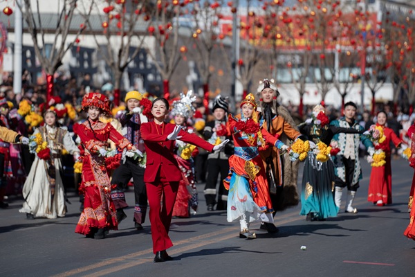 正月十五，在“陜北榆林過大年”全國秧歌匯(1487300)-20250313085617.jpg